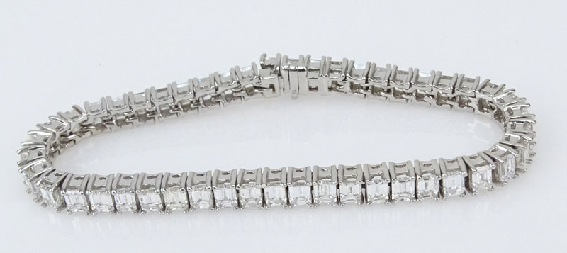 15.0 Carat Emerald Cut Diamond and 18 Karat White Gold Bracelet.