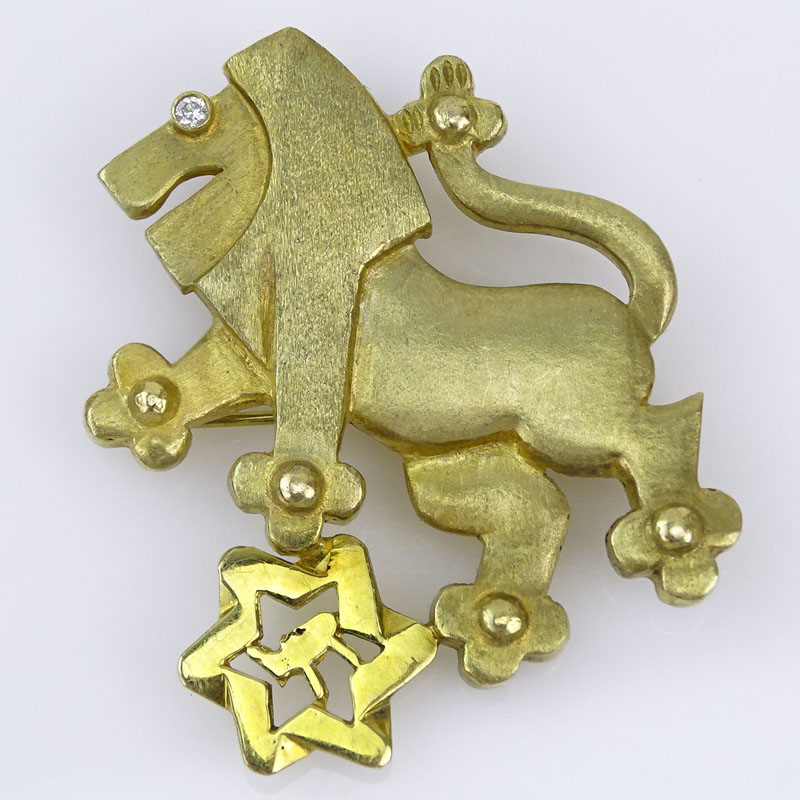 Vintage 14 Karat Yellow Gold Lion Pendant/Brooch with Star of David, Small Diamond Accent