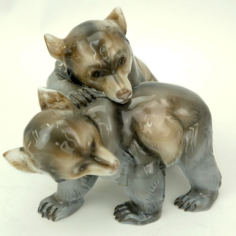 Rosenthal Germany-Kunstabteilung Selb Bear Porcelain Group