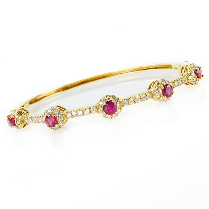 1.56 Carat Round Cut Ruby, 1.43 Carat Round Brilliant Cut Diamond and 18 Karat Yellow Gold Bangle Bracelet. 