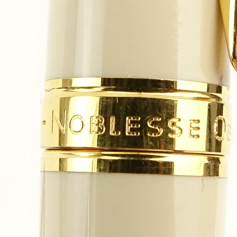 Mont Blanc Cream Noblesse Oblige Rollerball Pen In Box