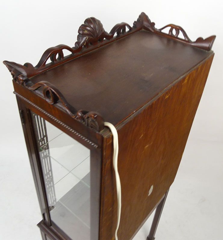 Mid Century Chinese Chippendale Style Mahogany Vitrine