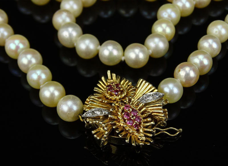 Vintage Single Strand White Pearl Necklace with 14 Karat Yellow Gold Clasp accented with Diamonds and Rubies