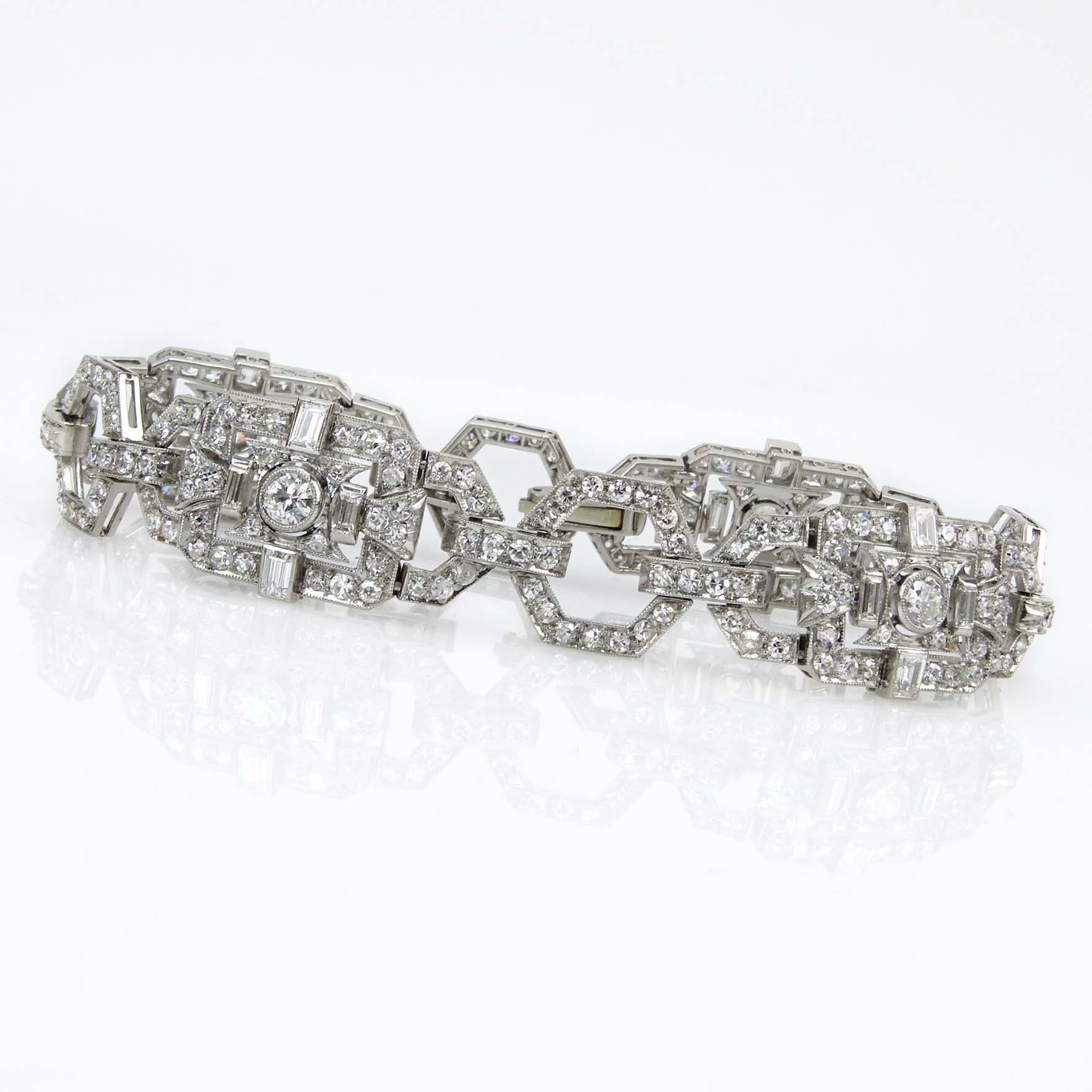 French Art Deco Old European Cut, Emerald Cut and Baguette Cut Diamond and Platinum Bracelet. 