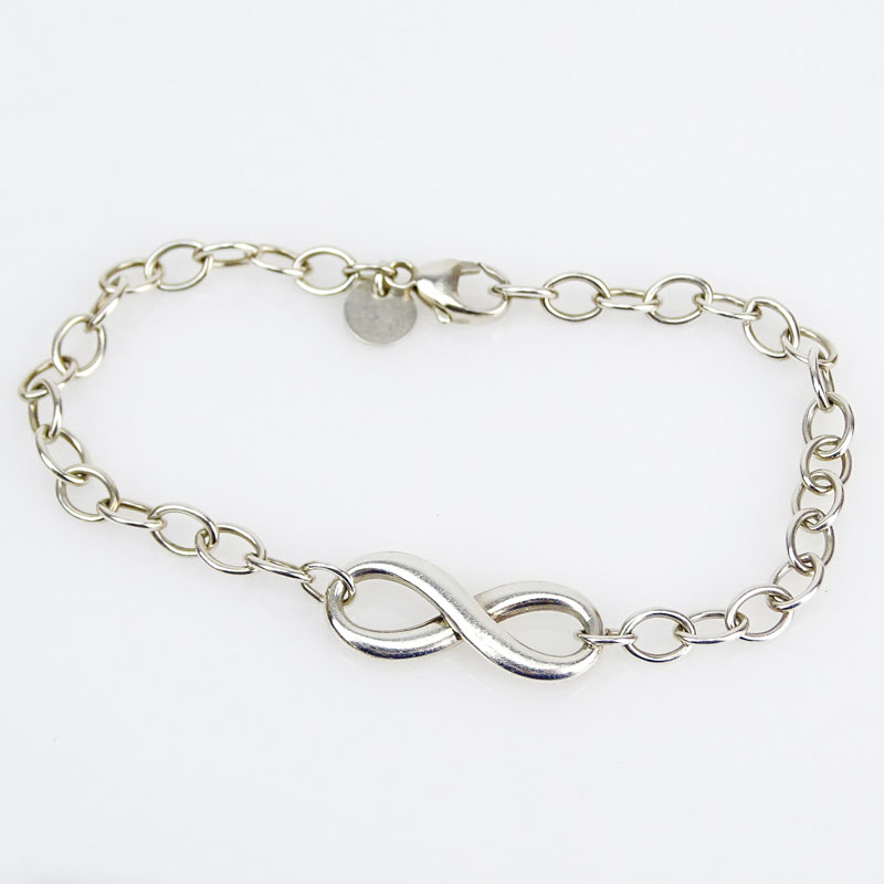 Tiffany & Co. Sterling Silver Infinity Bracelet. Signed. Tiffany & Co 925.