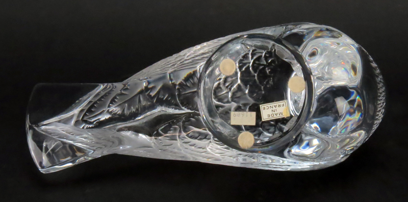 Lalique "Pigeon Bruges" Crystal Bird Sculpture. 