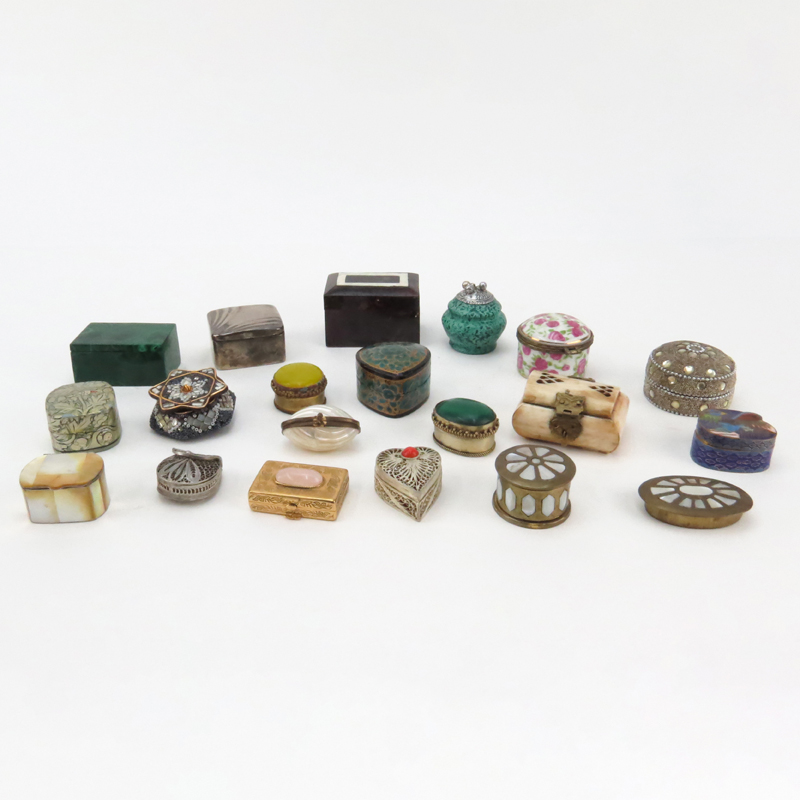 Grouping of Twenty (20) Vintage Miniature Boxes.