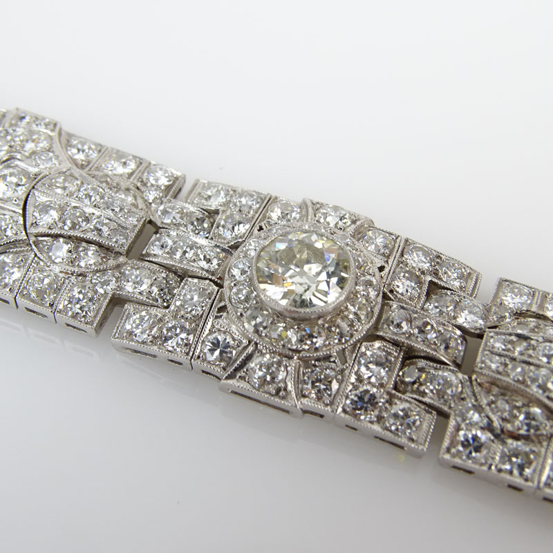 Fine Quality Circa 1920s Art Deco Approx. 21.5 Carat Old European Cut Diamond and Platinum Bracelet.