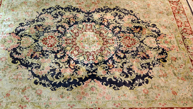 Fine Chinese Silk Floral Rug. 120 lines. Good condition.