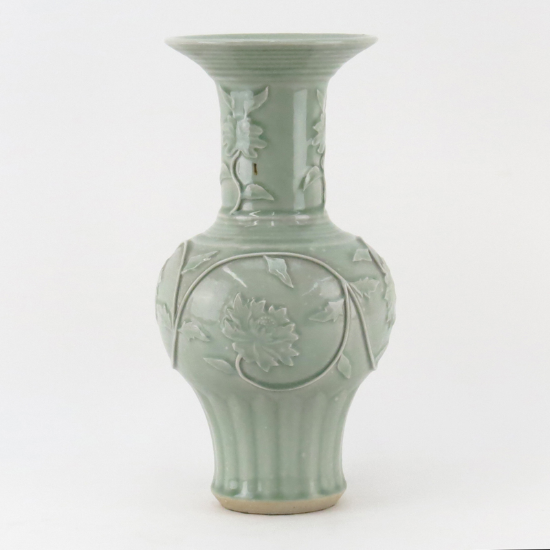 Chinese Ming Style Lung Quan Ware Vase.