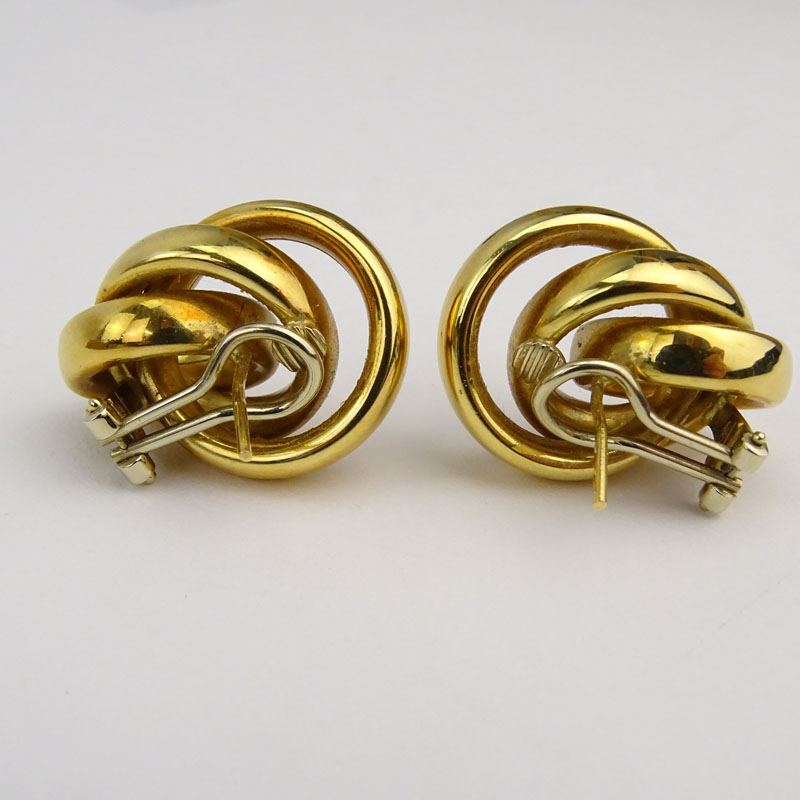 Vintage Italian 18 Karat Yellow Gold Concentric Ring Design Earrings.