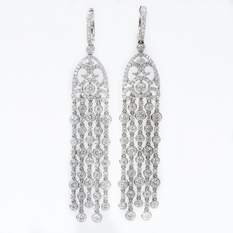 Approx. 5.25 Carat Round Brilliant Cut Diamond and 18 Karat White Gold Chandelier earrings.