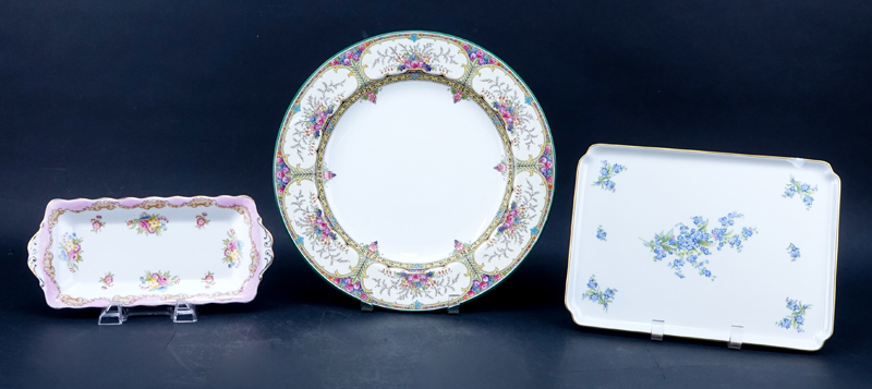 14 Piece Lot Vintage Porcelain Table Top Articles.