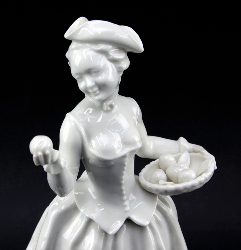 Vintage Hutschenreuther Figurine "Woman With Fruit". 