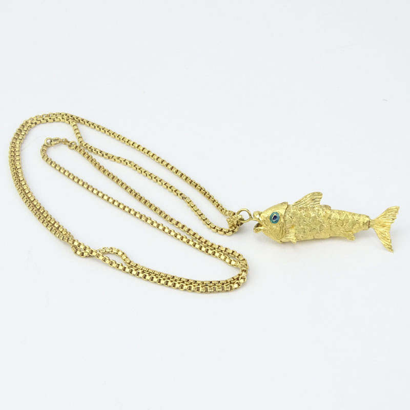 Vintage Italian 18 Karat Yellow Gold Articulated Fish Pendant on 18 Karat Yellow Gold Box Link Chain.