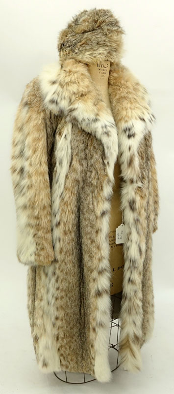 Ladies Vintage Lynx Fur Coat With Matching Fur Hat.