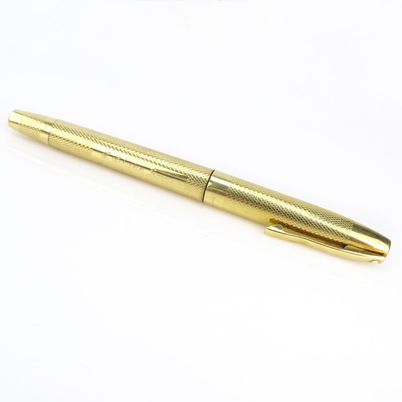 Vintage Sheaffer 18 Karat Yellow Gold Fountain Pen with 14 Karat Nib.