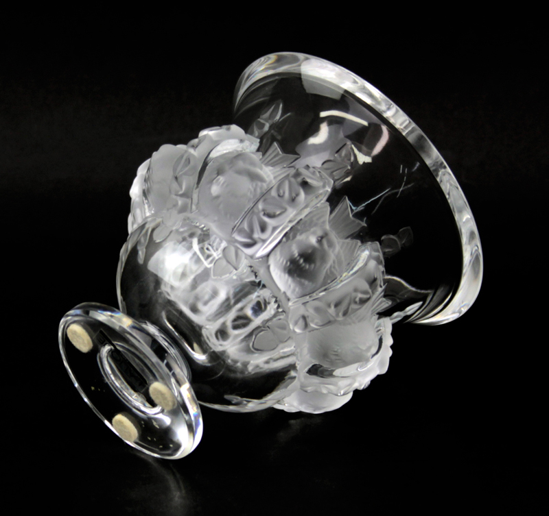 Lalique Crystal "Dampierre" Vase. 