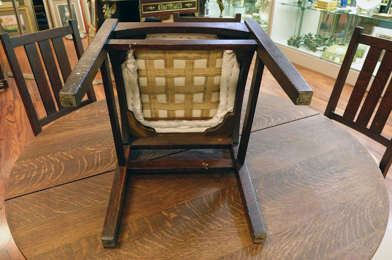 Early to Mid 20th Century L & J.G. Stickley Style Quarter Sawn Oak Dining Table with 6 Chairs.