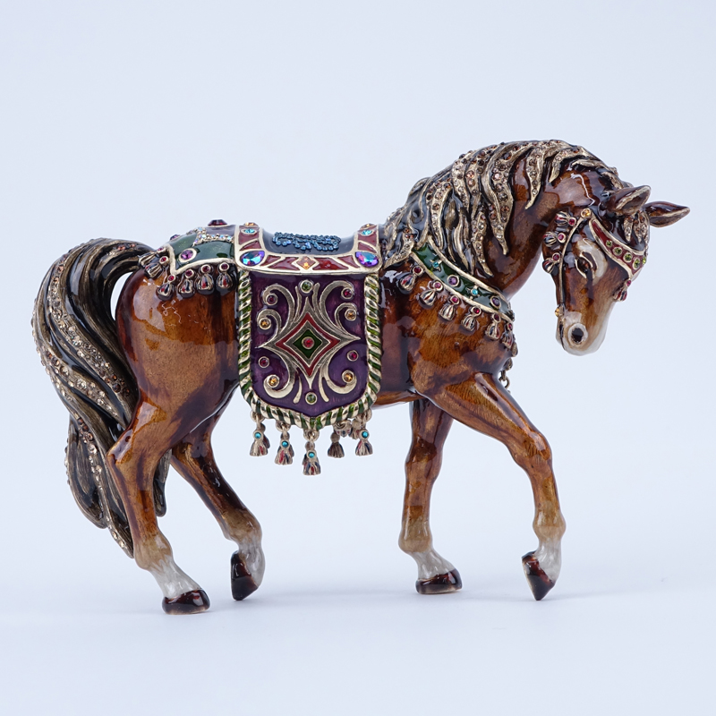 Jay Strongwater "Nativity Horse". 