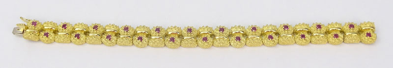 Vintage Tiffany & Co Approx. 3.0 Carat Round Brilliant Cut Ruby 18 Karat Yellow Gold Double Coral Style Link Bracelet.
