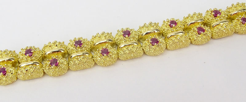 Vintage Tiffany & Co Approx. 3.0 Carat Round Brilliant Cut Ruby 18 Karat Yellow Gold Double Coral Style Link Bracelet.