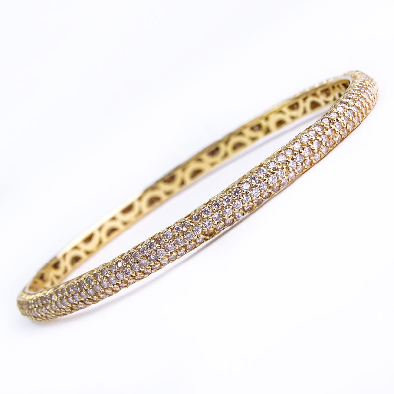 Approx. 6.0 Carat Pave Set Fancy Pink Diamond and 18 Karat Yellow Gold Bangle Bracelet.