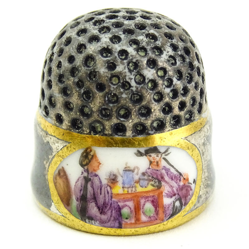 Mid 18th Century Meissen Porcelain Thimble.