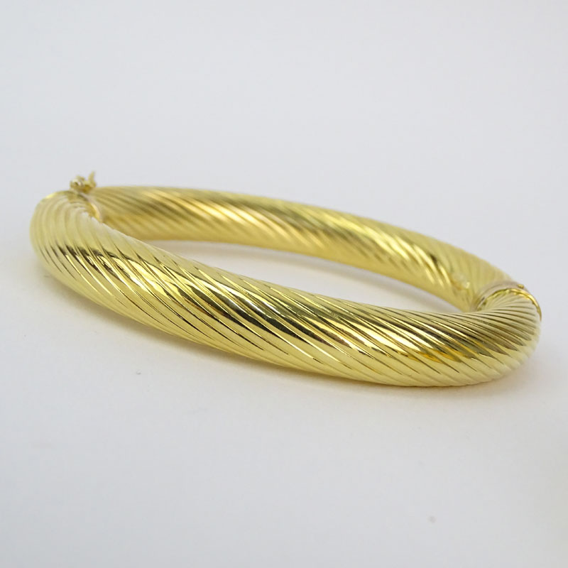 Three (3) Vintage Italian 18 Karat Yellow Gold Hinged Bangle Bracelets.