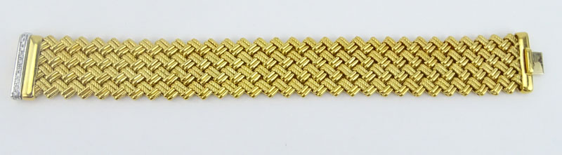 Vintage Italian 18 Karat Yellow Gold Flexible Mesh Wide Bracelet with Small Diamond Accents to Clasp.