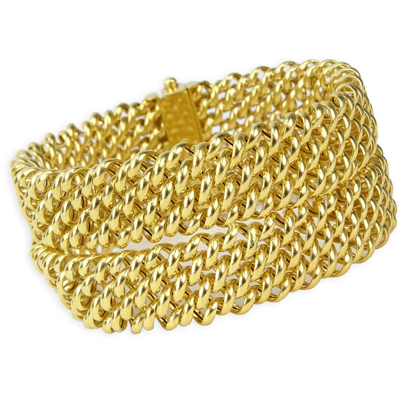 Vintage Italian 18 Karat Yellow Gold Flexible Mesh Link Cuff Bangle Bracelet.