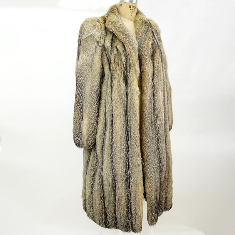 Ladies Full Length Fox Coat. Fully lined.