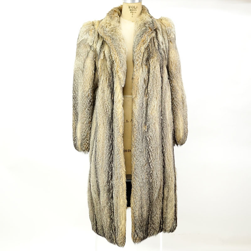 Ladies Full Length Fox Coat. Fully lined.