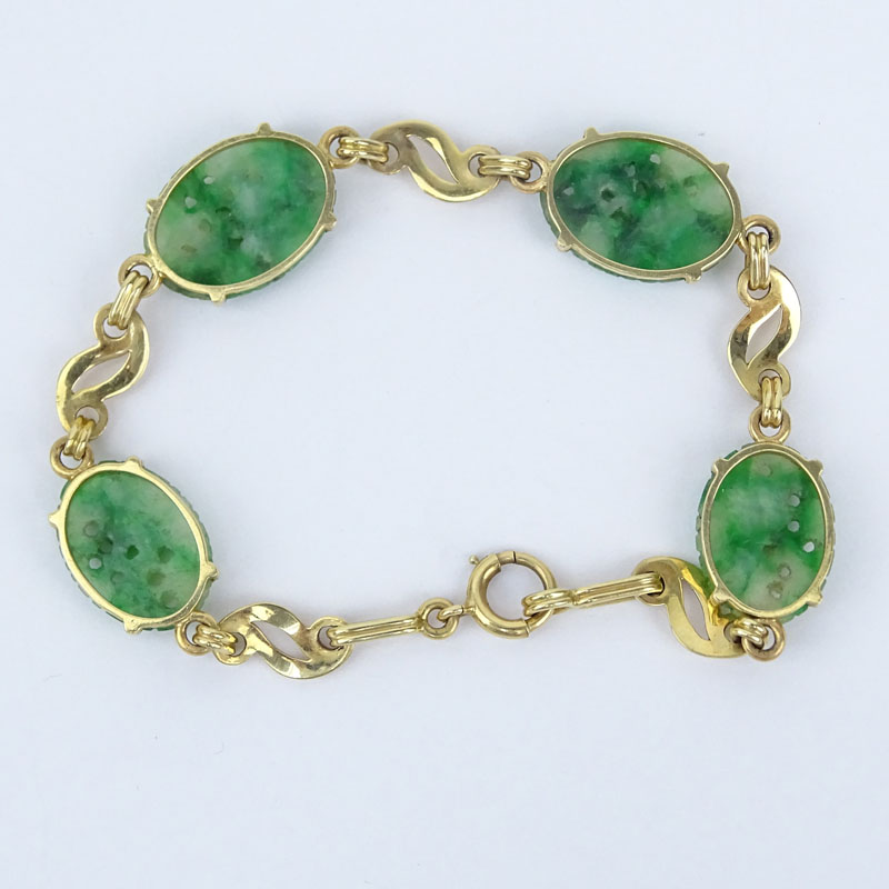 Vintage Carved Jade and 14 Karat Yellow Gold Bracelet