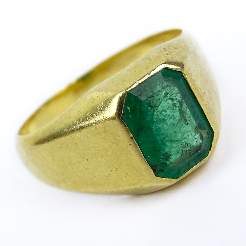 Man's Vintage Emerald and 18 Karat Yellow Gold Ring