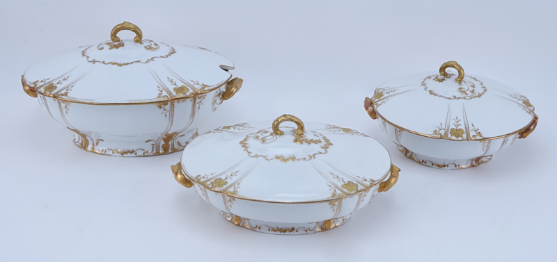 One Hundred and Four (104) Piece Charles Field Haviland Limoges Porcelain Dinner Service