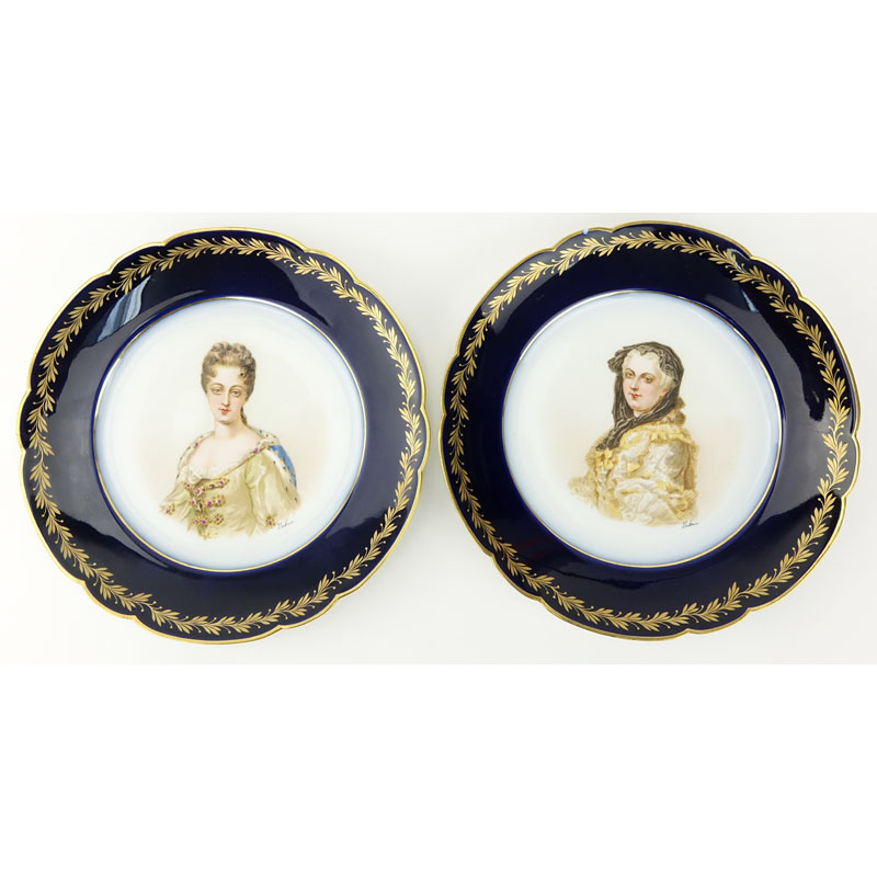 Pair of 19/20th Century Sevres Chateau de St Cloud Cobalt and Gilt Hand painted Cabinet Plates