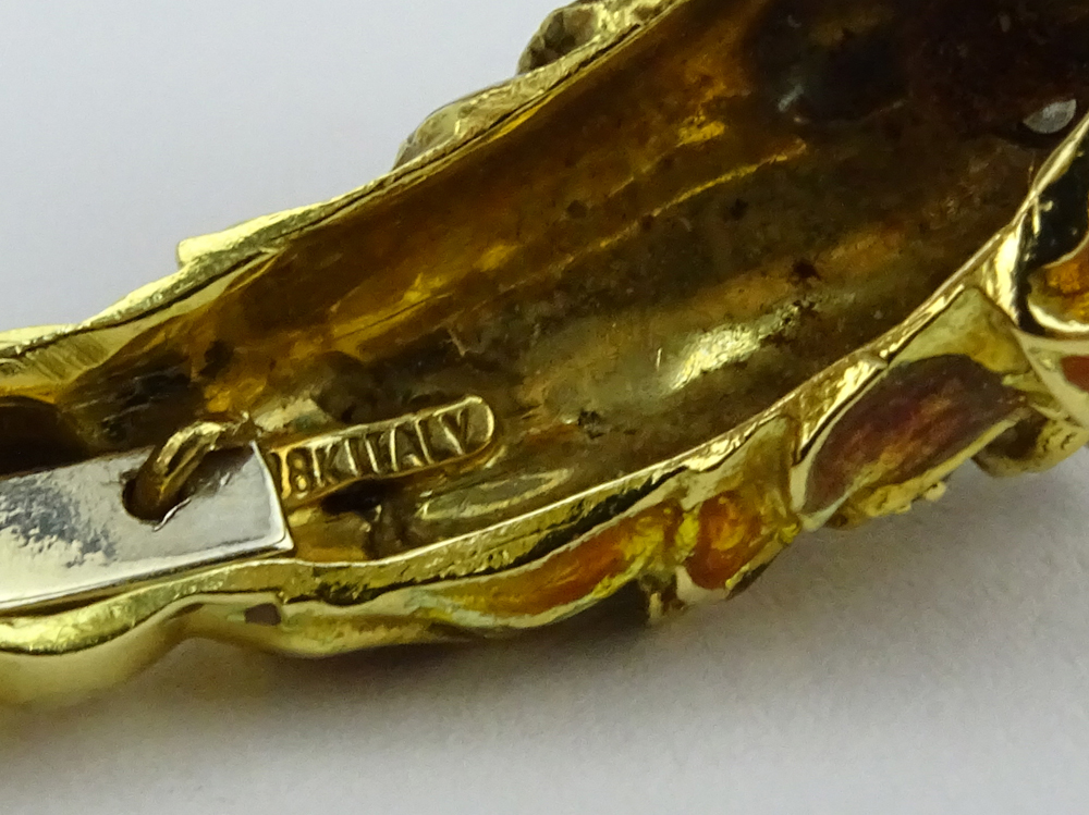 Vintage Italian 18 Karat Yellow Gold Tiger Bangle Bracelet with Diamond and Enamel Accents