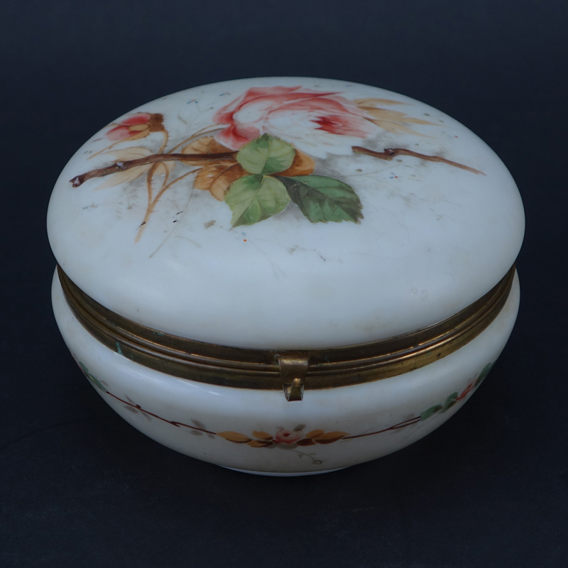 Antique Wavecrest Style Box