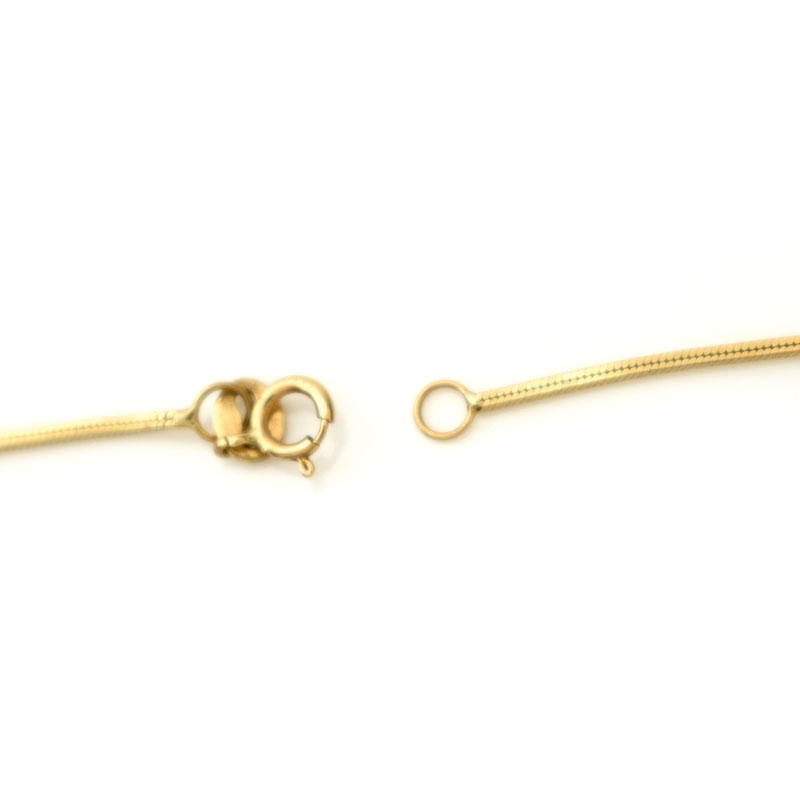 10 Karat Yellow Gold And Diamond Pendant Necklace