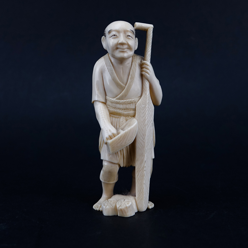 Antique Chinese Carved Ivory Figure Of A Man