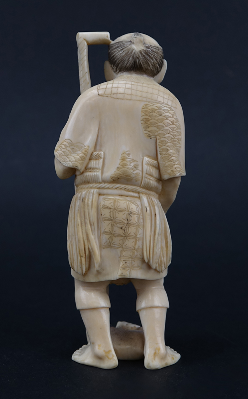 Antique Chinese Carved Ivory Figure Of A Man