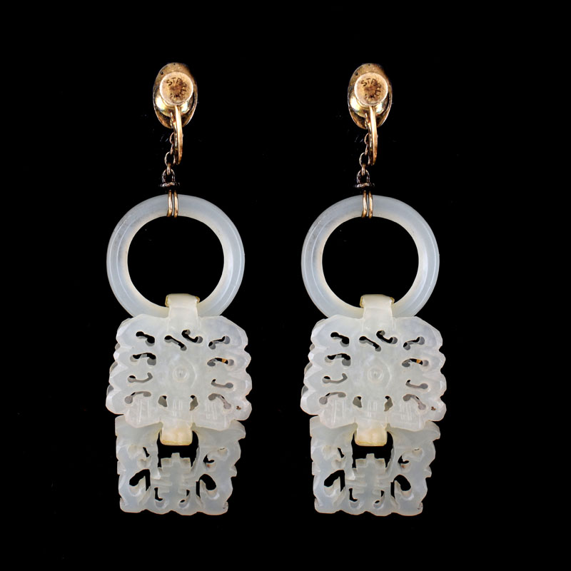 Important Antique Chinese Openwork Carved White Jade and (later) 14 Karat Yellow Gold Necklace and Pendant Earring Suite