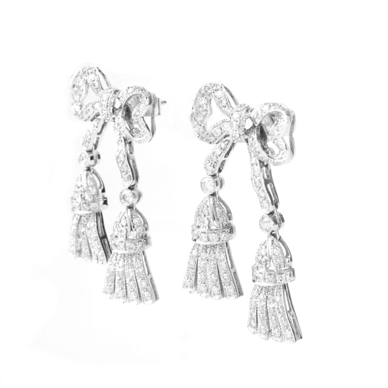 Approx. 2.0 Carat Round Brilliant Cut Diamond and 14 Karat White Gold Tassel Earrings