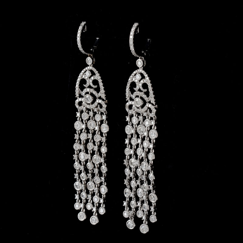 Approx. 5.0 Carat Round Brilliant Cut Diamond and 18 Karat White Gold Chandelier Earrings