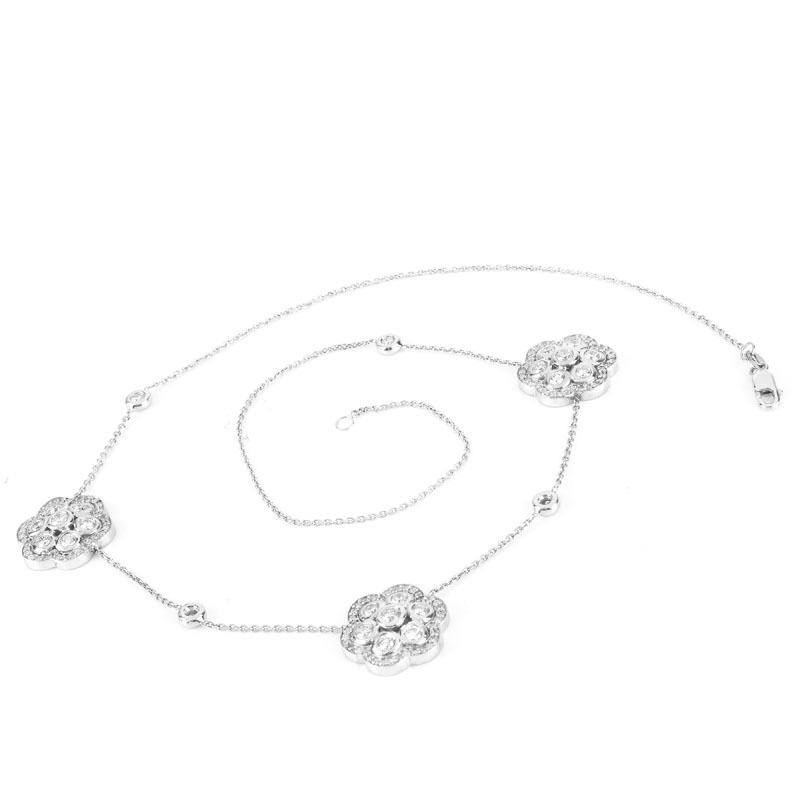 Contemporary Approx. 2.10 Carat Round Brilliant Cut Diamond and 14 Karat White Gold Necklace