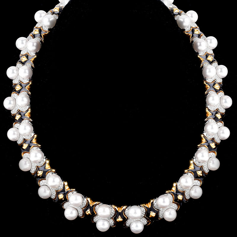 Approx. 10.0 Carat Round Brilliant Cut Diamond and 18 Karat White Gold Bracelet