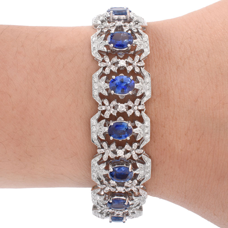 Approx. 11.70 Carat Oval Cut Sapphire, 2.95 Carat Round Brilliant Cut Diamond and 18 Karat White Gold Bracelet