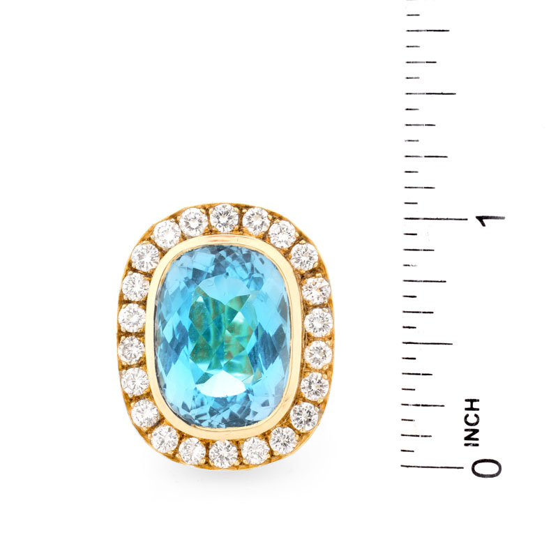 Vintage Approx. 18.0 Carat Oval Cut Aquamarine, 2.50 Carat Round Brilliant Cut Diamond and 18 Karat Yellow Gold Ring. 