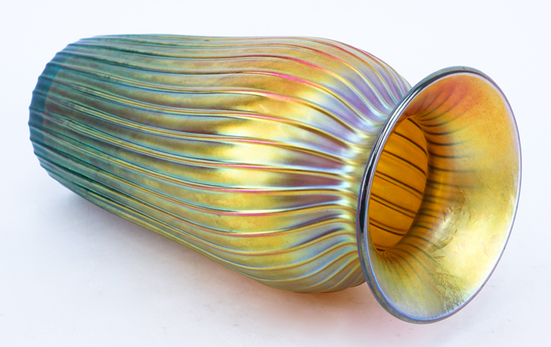 Tiffany Style Gold Favrile Art Glass Vase, 20th Century.
